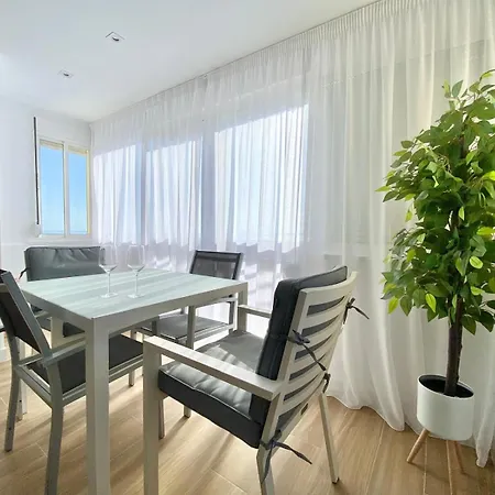 Abril Playa Apartament *