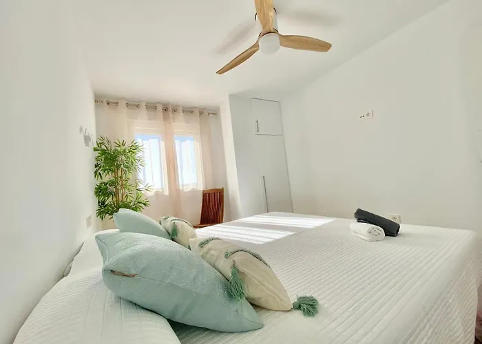 Abril Playa Apartament *